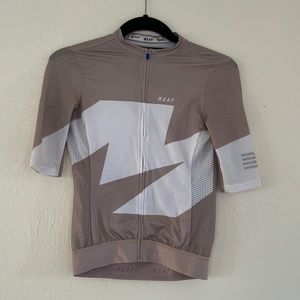 Women’s MAAP cycling jersey